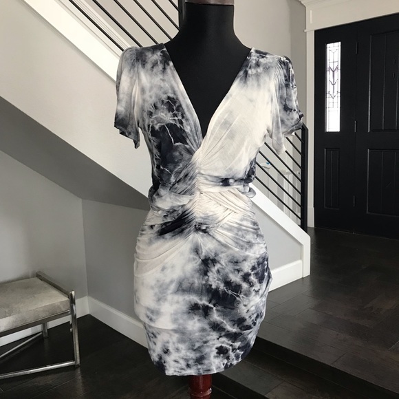 Arden B Tops - Arden B tie dye blue navy white ruched tunic top